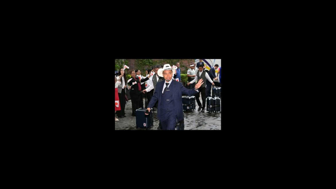 Yuto Nagatomo arrives in Mexico wearing a hat! An enthusiastic welcome from the locals Yuto Nagatomo arrives in Mexico wearing a hat! An enthusiastic welcome from the locals