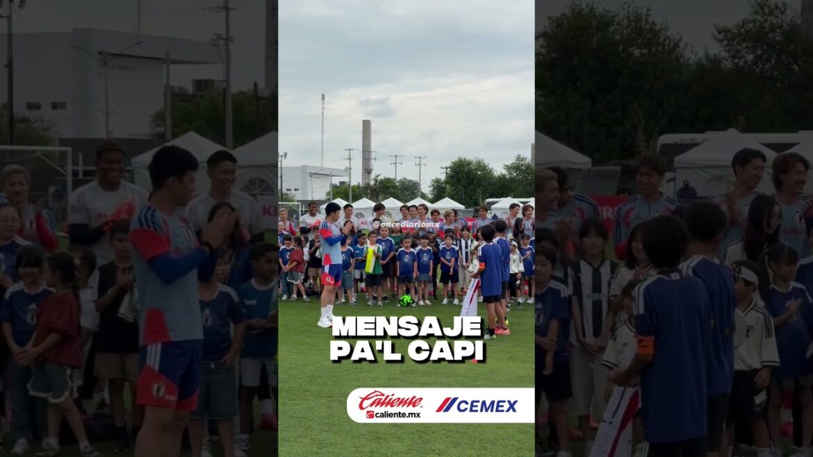Little fans dedicated a few words of support to Wataru Endō before training 🥹
