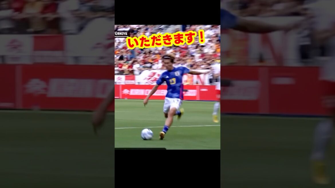 It's a lightning counter! Takefusa Kubo and Keito Nakamura are running and linking up with Maekuma and Kougo Furuhashi on the counter to win the World Cup! #soccer #fifaworldcup