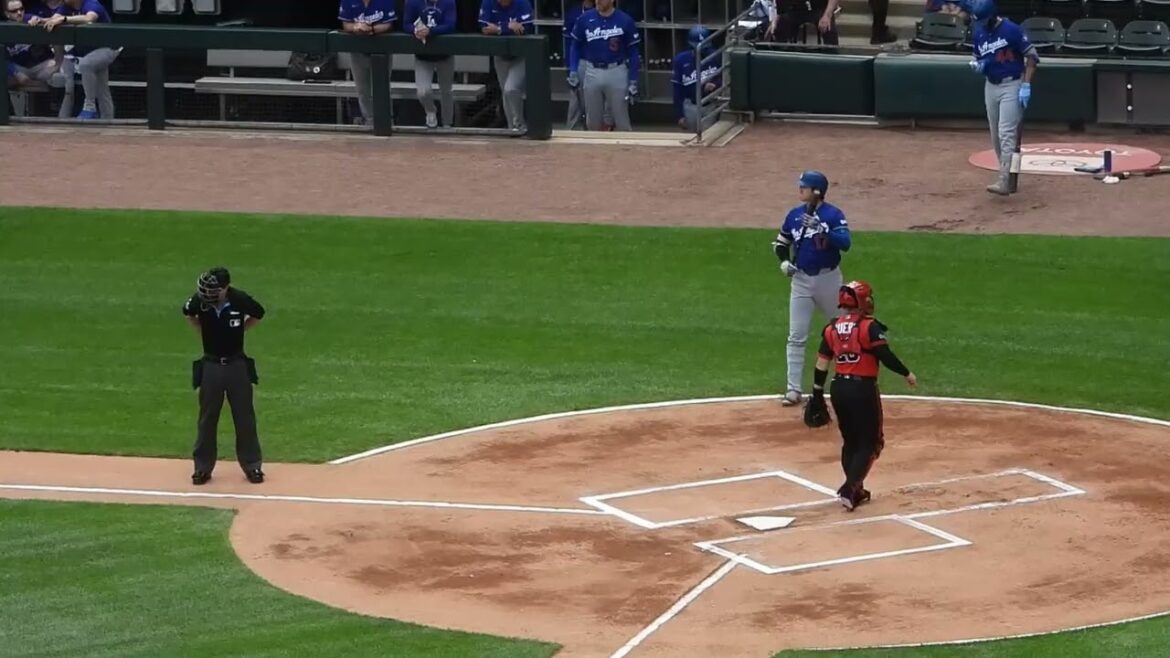 The team got excited after Shohei Otani’s No. 14 home run as the leadoff batter! After all, it won’t start unless this guy hits! #shoheiohtani #Dodgers #yamamoto#dual wielding The team got excited after Shohei Otani's No. 14 home run as the leadoff batter! After all, it won't start unless this guy hits! #shoheiohtani #Dodgers #yamamoto#dual wielding