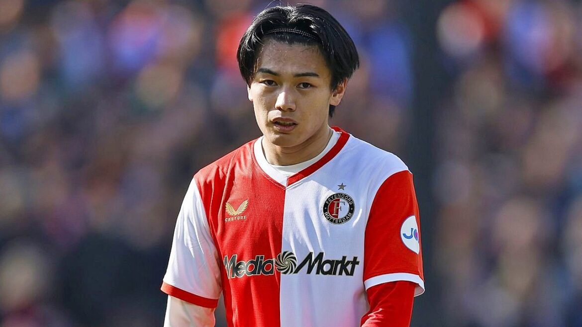 Ayase Ueda Turned Feyenoord Into His Scoring Stage 🎯 Ayase Ueda Turned Feyenoord Into His Scoring Stage 🎯