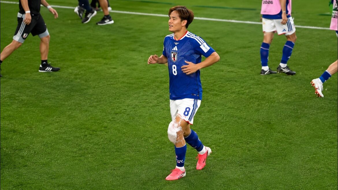 Takefusa Kubo pretends to be injured