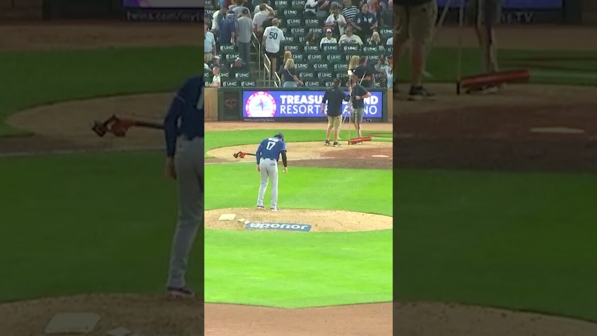 Shohei Ohtani never stops working ❤️ #Dodgers #Baseball Shohei Ohtani never stops working ❤️ #Dodgers #Baseball