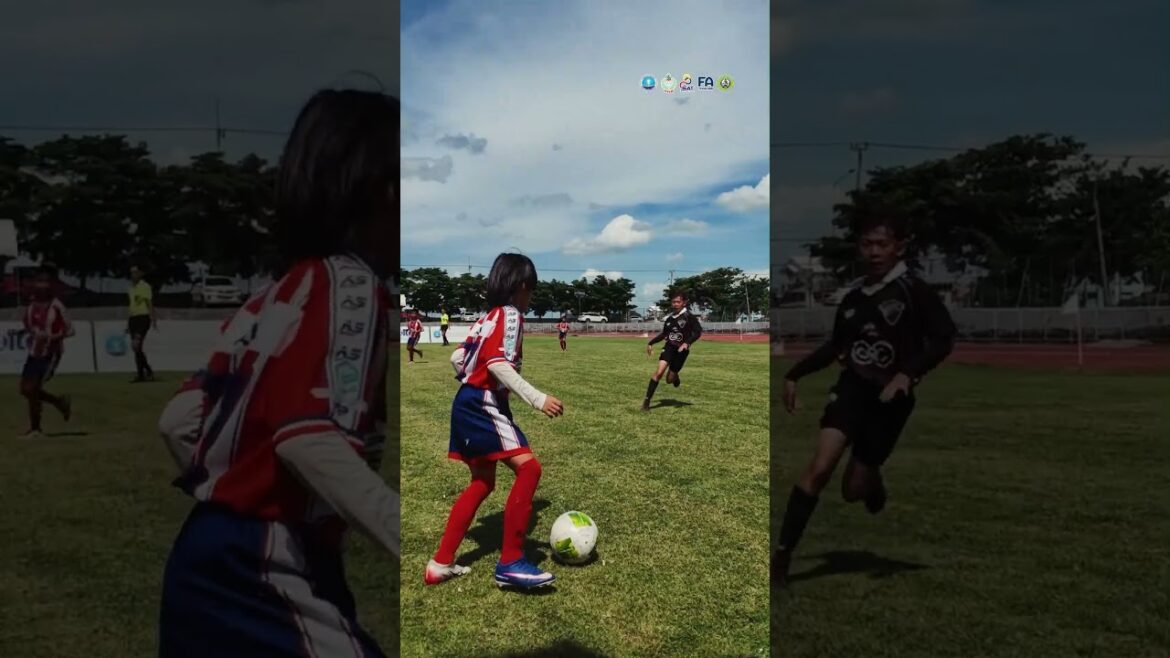 Little Aru, a 10-year-old child who has Kaoru Mitoma as her idol.