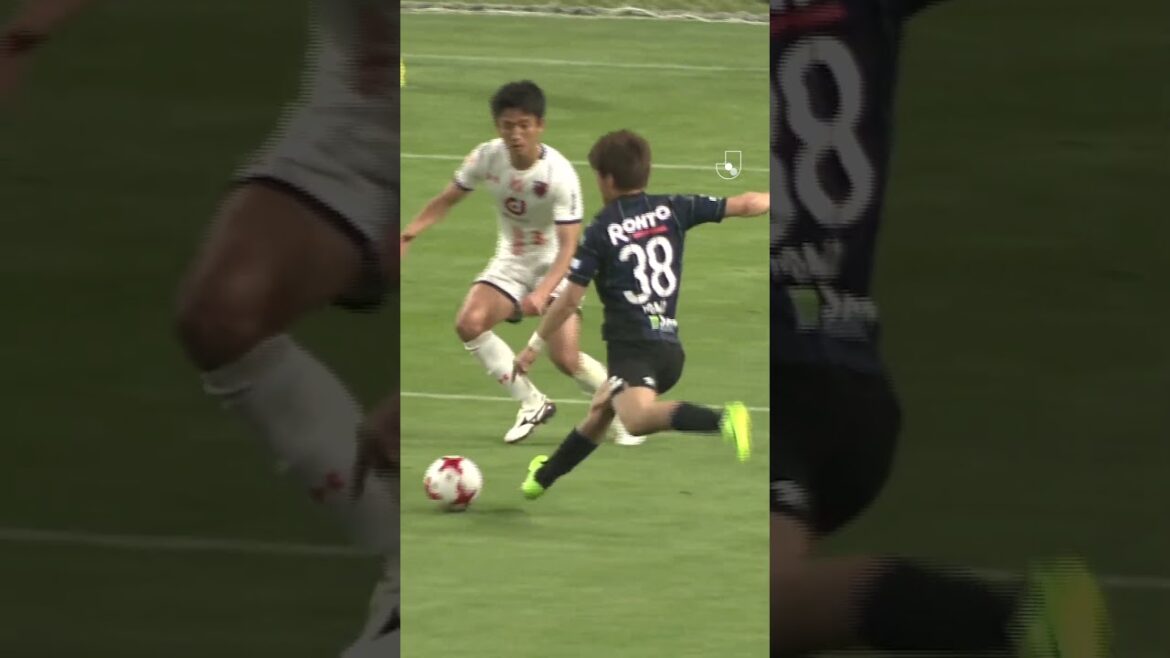 Players who flew from the J.League to the world ✈🌎Gamba Osaka: Ritsu Doan Players who flew from the J.League to the world ✈🌎Gamba Osaka: Ritsu Doan