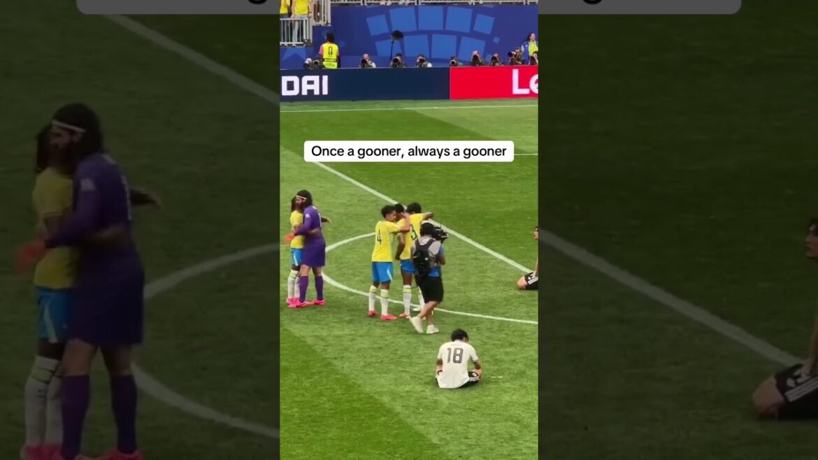 Gabriel Magalhães consoling Takehiro Tomiyasu after Brazil knocked Japan out of the World Cup Gabriel Magalhães consoling Takehiro Tomiyasu after Brazil knocked Japan out of the World Cup