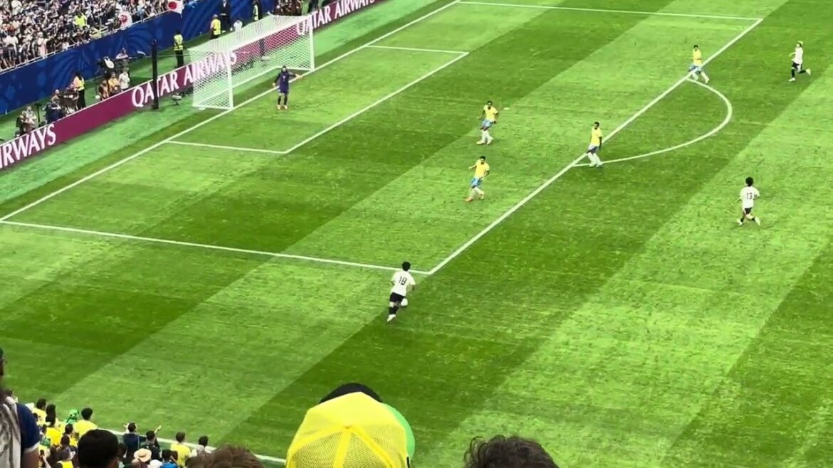 Ayase Ueda Shot Brazil 1:1 Japan 6/29/2026