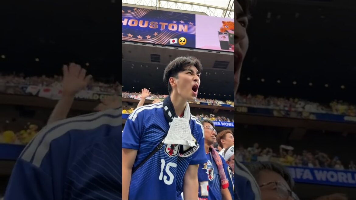Why does Japan have 28 players, while other teams only have 26?! 😱 Why does Japan have 28 players, while other teams only have 26?! 😱